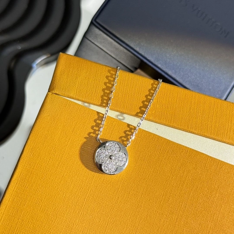LX Necklaces BestValue 309987