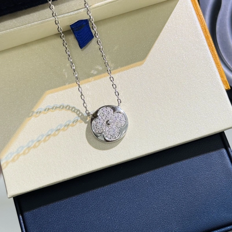 LX Necklaces BestValue 309987