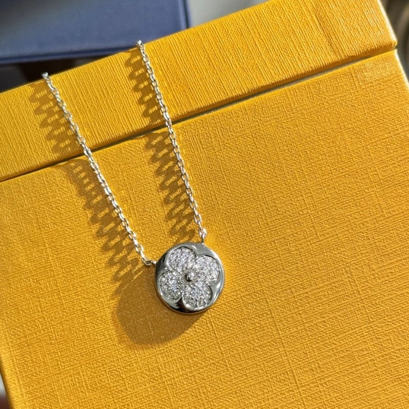 LX Necklaces BestValue 309987