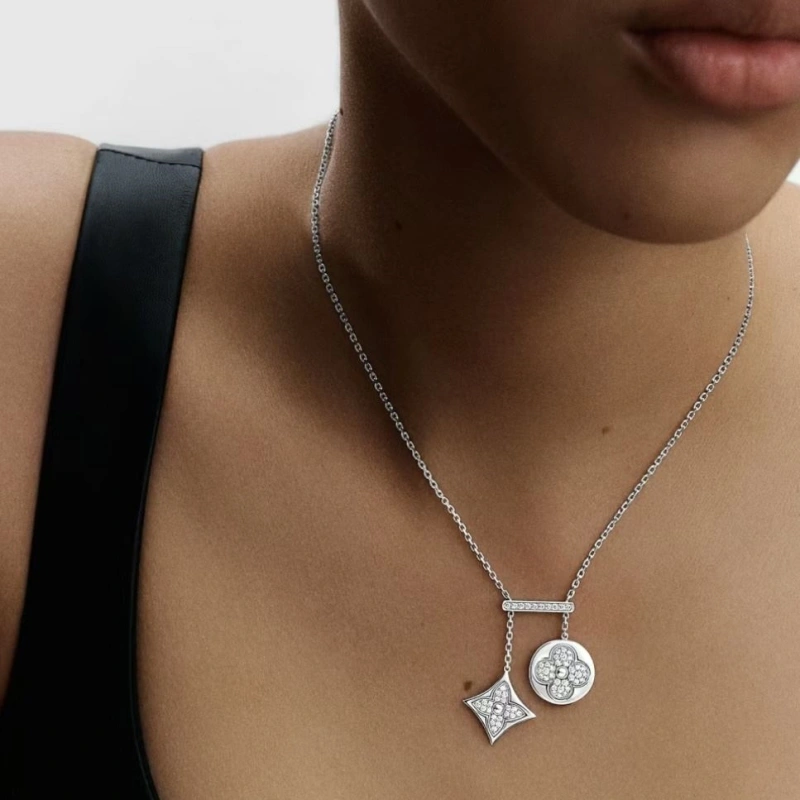 Trendsetting LX Necklaces 309982