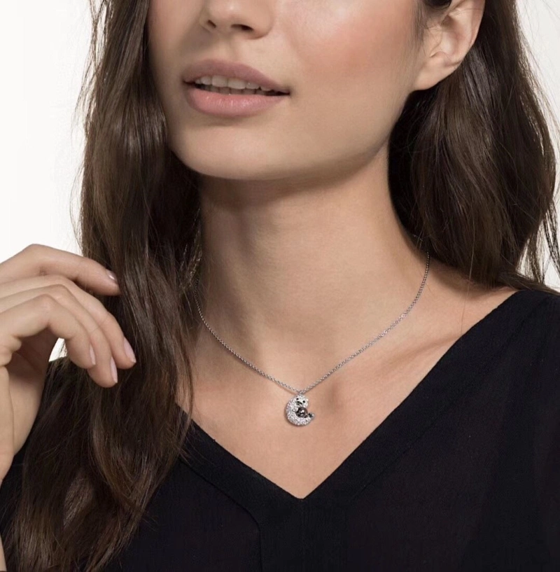 Swxrxvski Necklaces Bold 315058