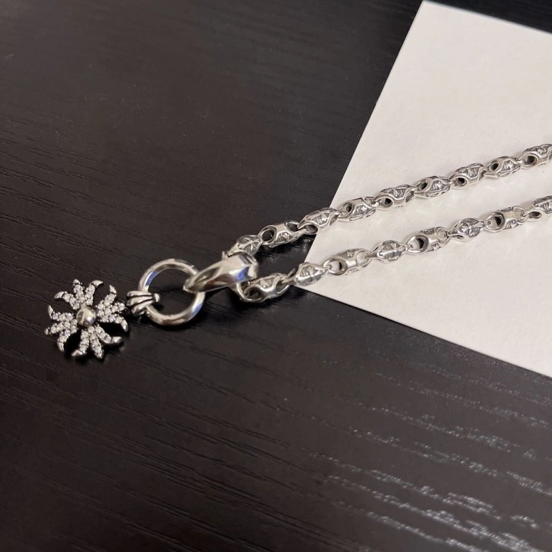 StreetReady Chrxmx Hxxrts Necklaces 298788