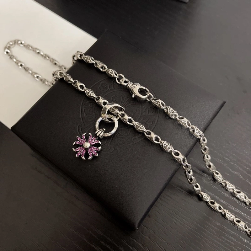 Trendsetting Chrxmx Hxxrts Necklaces 298777