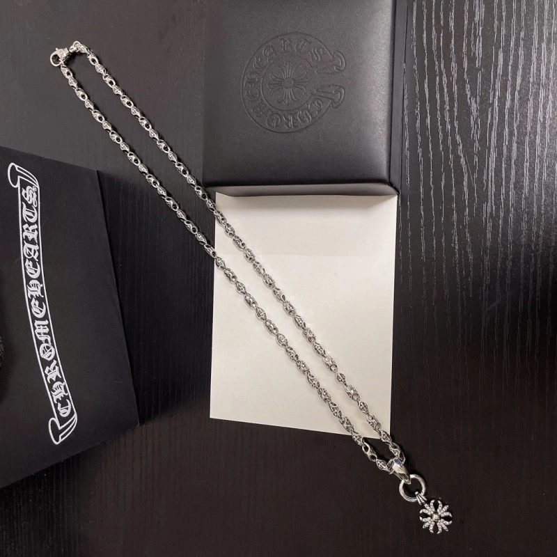 Trendsetting Chrxmx Hxxrts Necklaces 298777