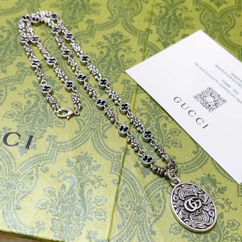Reliable Gxccx Necklaces 303845