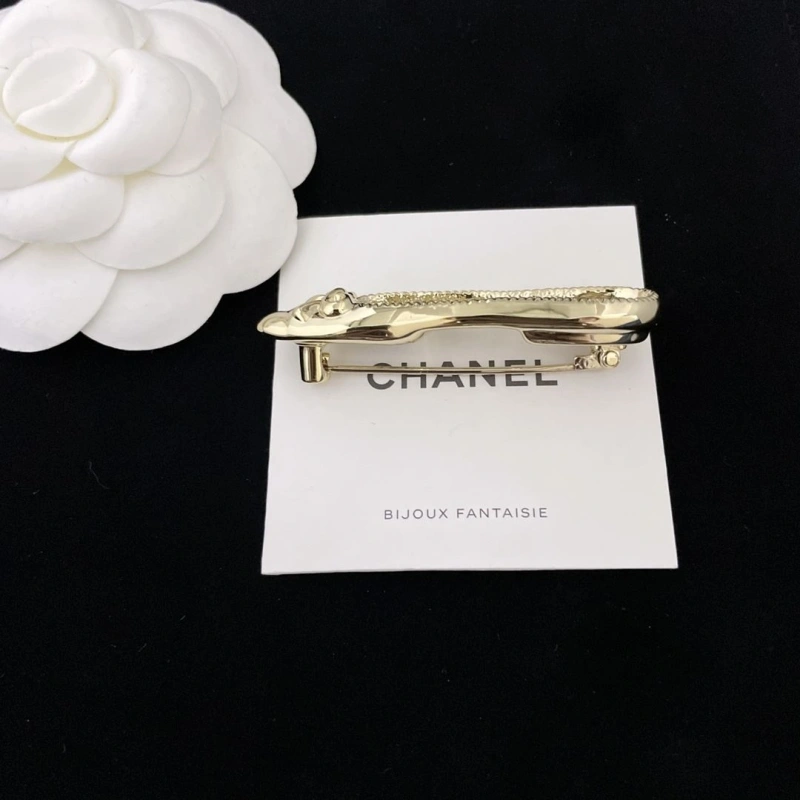 Chxnxl Brooches Compact 290639