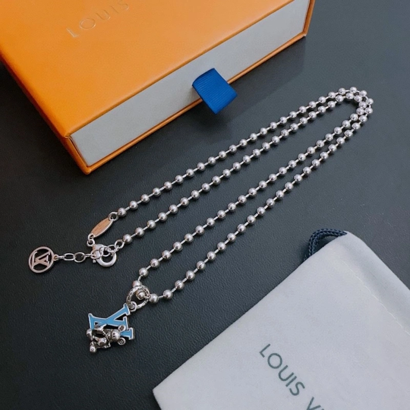 LX Necklaces Refined 309978