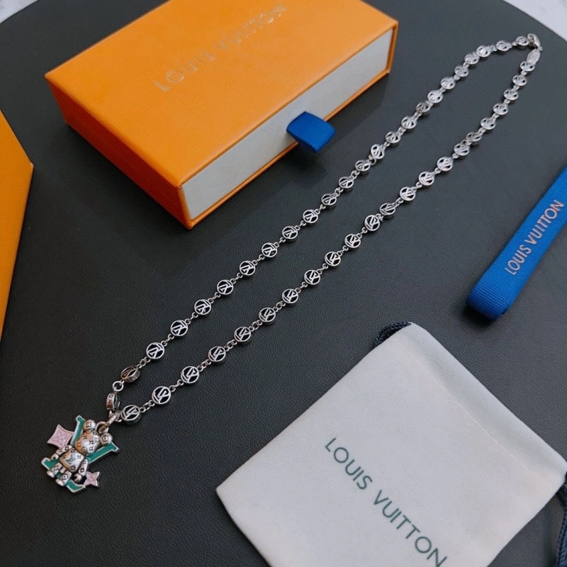 Fashionable LX Necklaces 309973