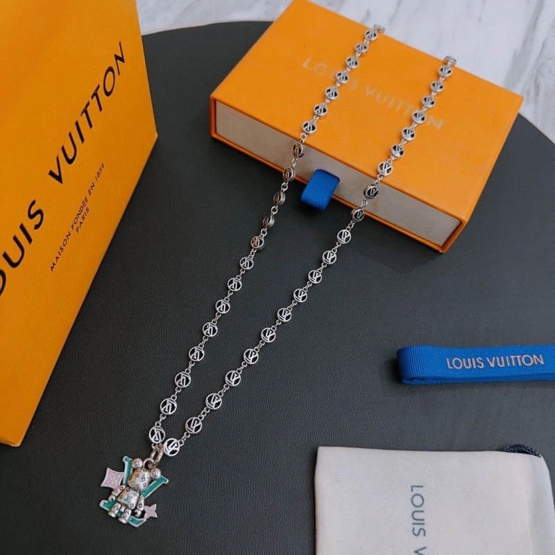 Fashionable LX Necklaces 309973