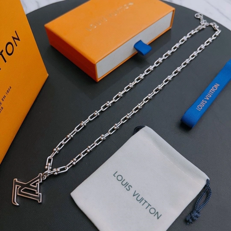 SportInspired LX Necklaces 309976