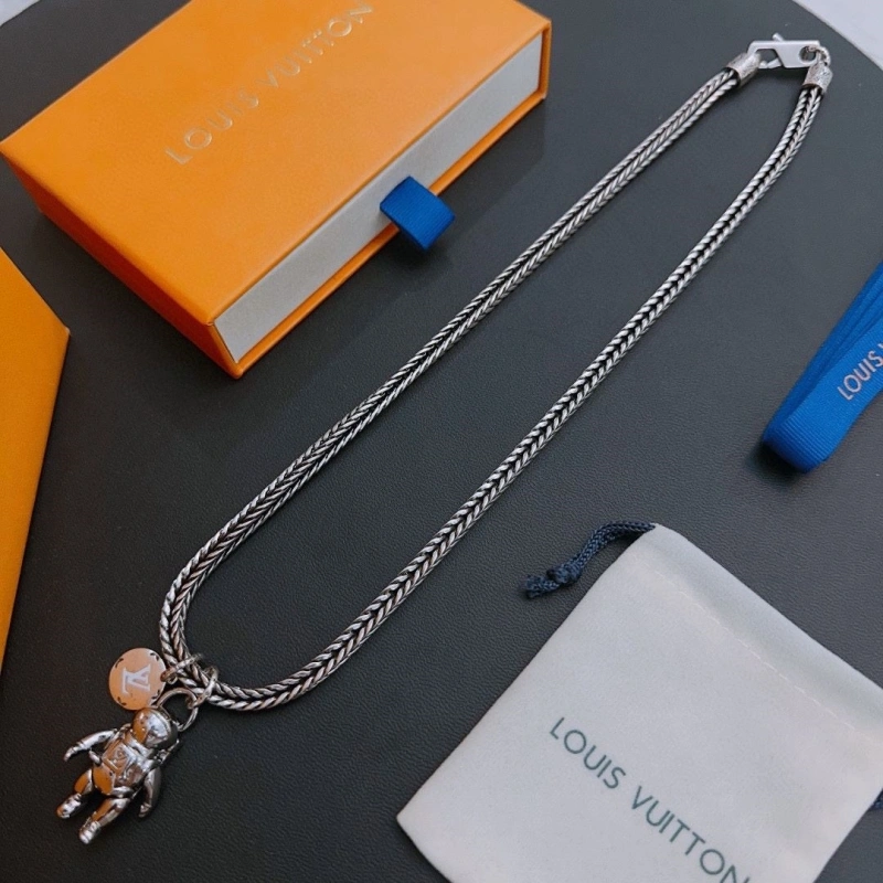 Durable LX Necklaces 309962
