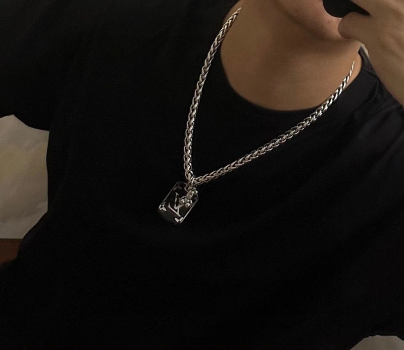 LX Necklaces Functional 309958