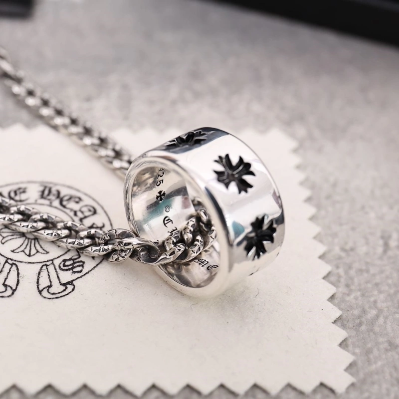 Classic Chrxmx Hxxrts Necklaces 298774