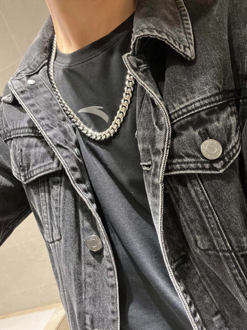 Gxccx Necklaces Stylish 303839