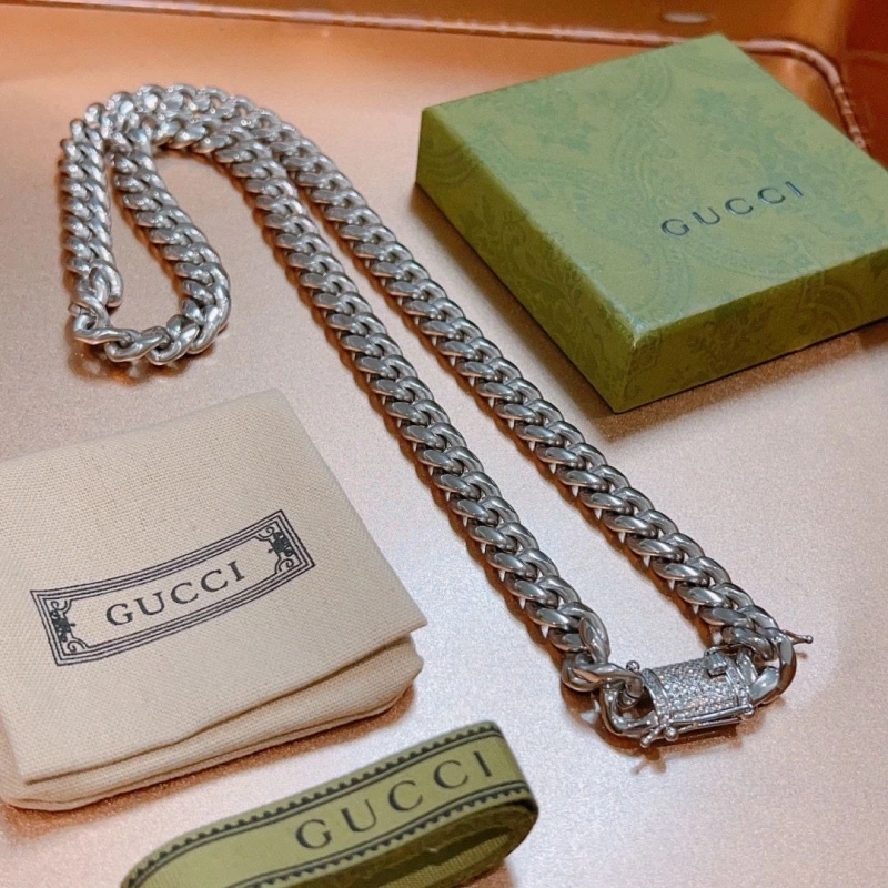 Gxccx Necklaces Stylish 303839