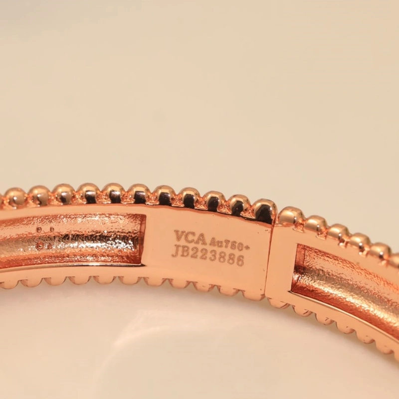 DailyWear Vcx Bracelets 316007