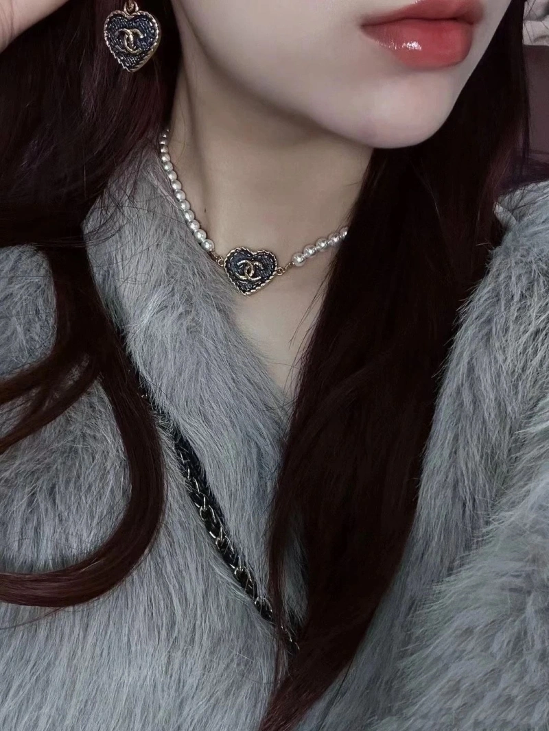 Timeless Chxnxl Necklaces 289715