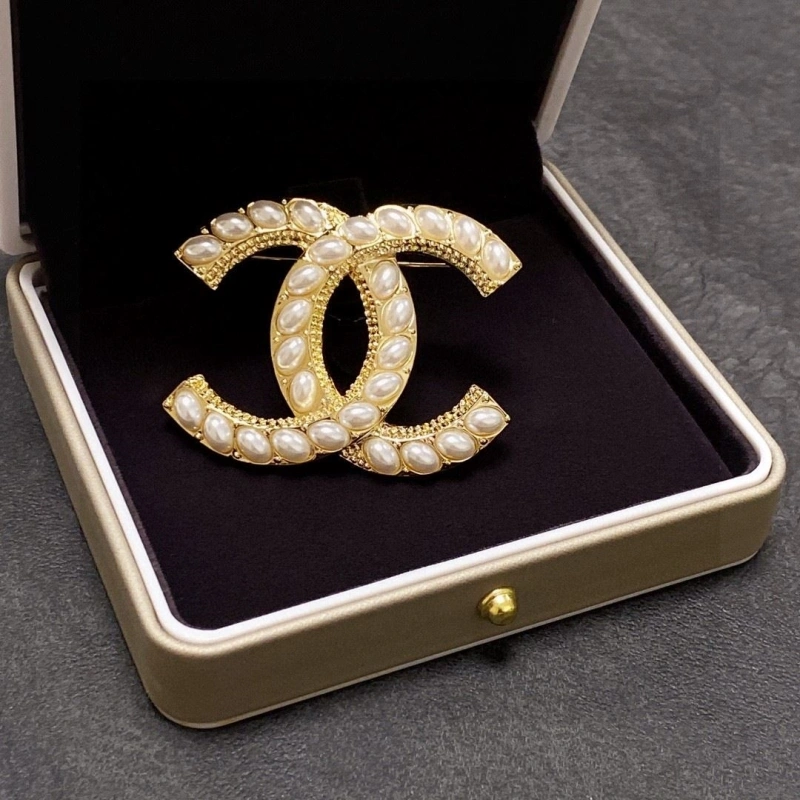 Chxnxl Brooches Sleek 290641