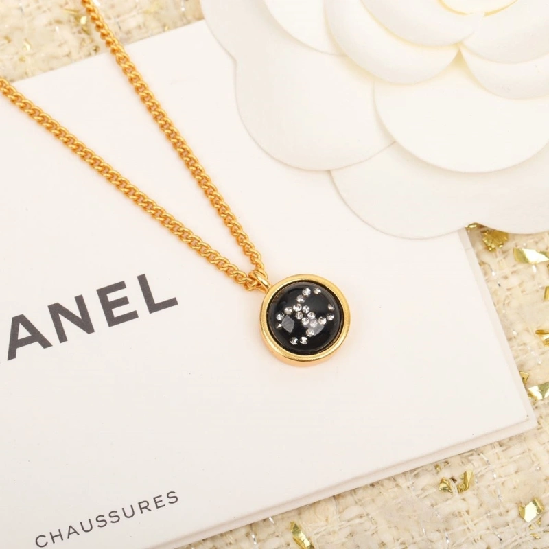 Versatile Chxnxl Necklaces 289691