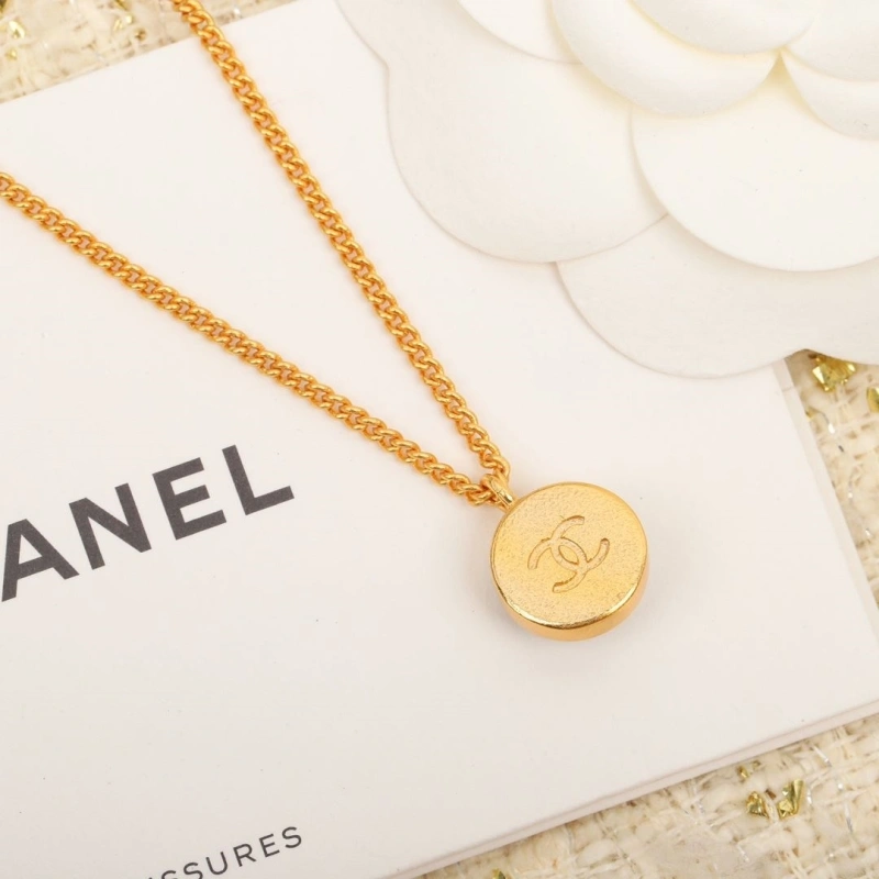 Versatile Chxnxl Necklaces 289691