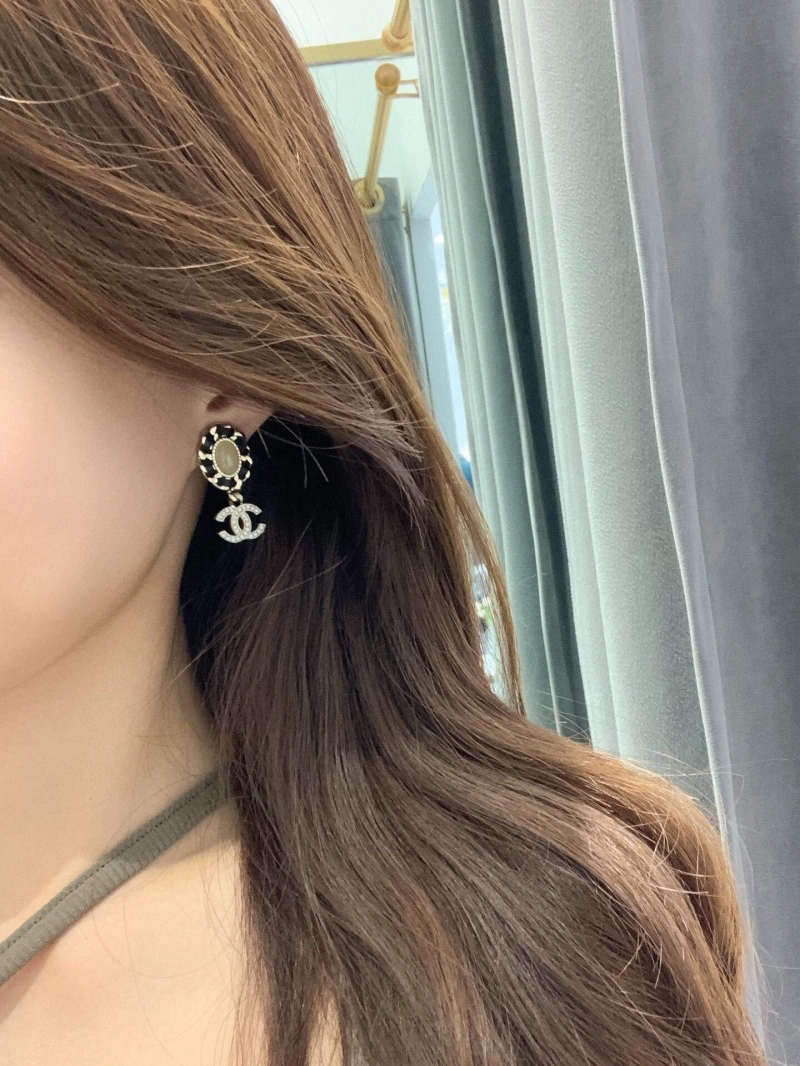 Lightweight Chxnxl Earrings 290263