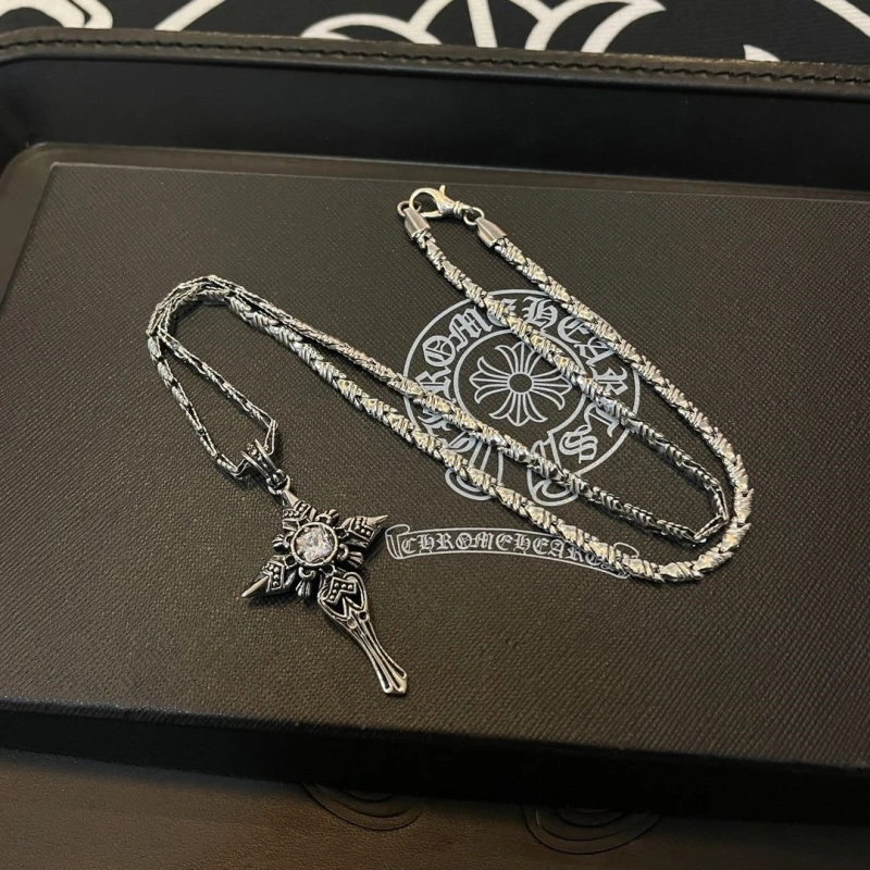 Affordable Chrxmx Hxxrts Necklaces 298764
