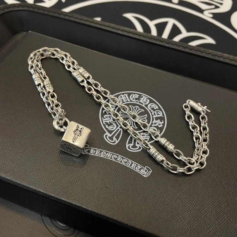 Affordable Chrxmx Hxxrts Necklaces 298758