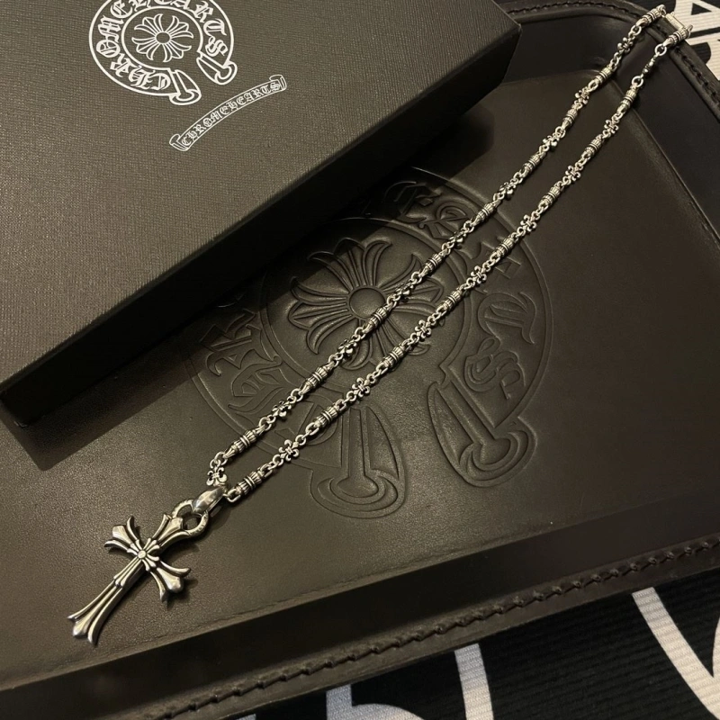 Durable Chrxmx Hxxrts Necklaces 298759