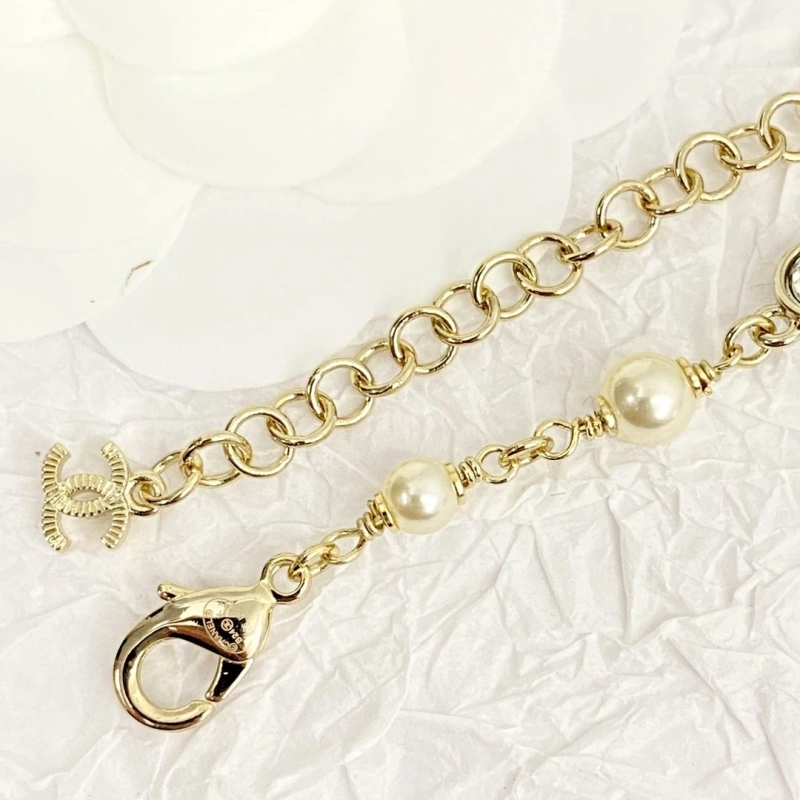 Affordable Chxnxl Necklaces 289710