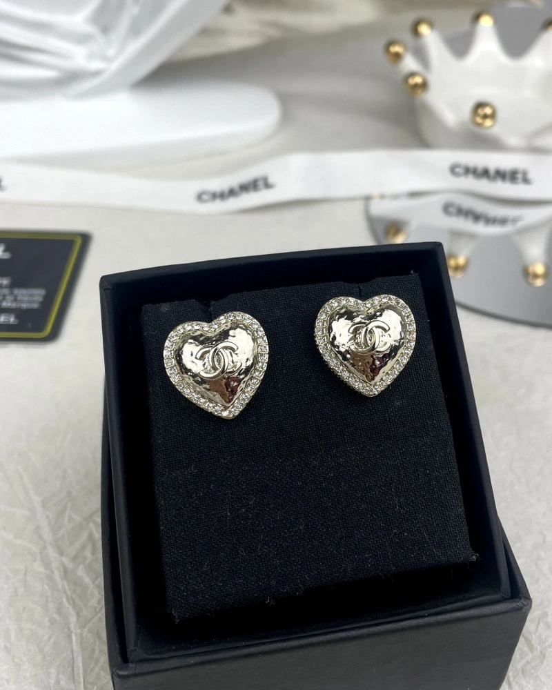 Resilient Chxnxl Earrings 290267