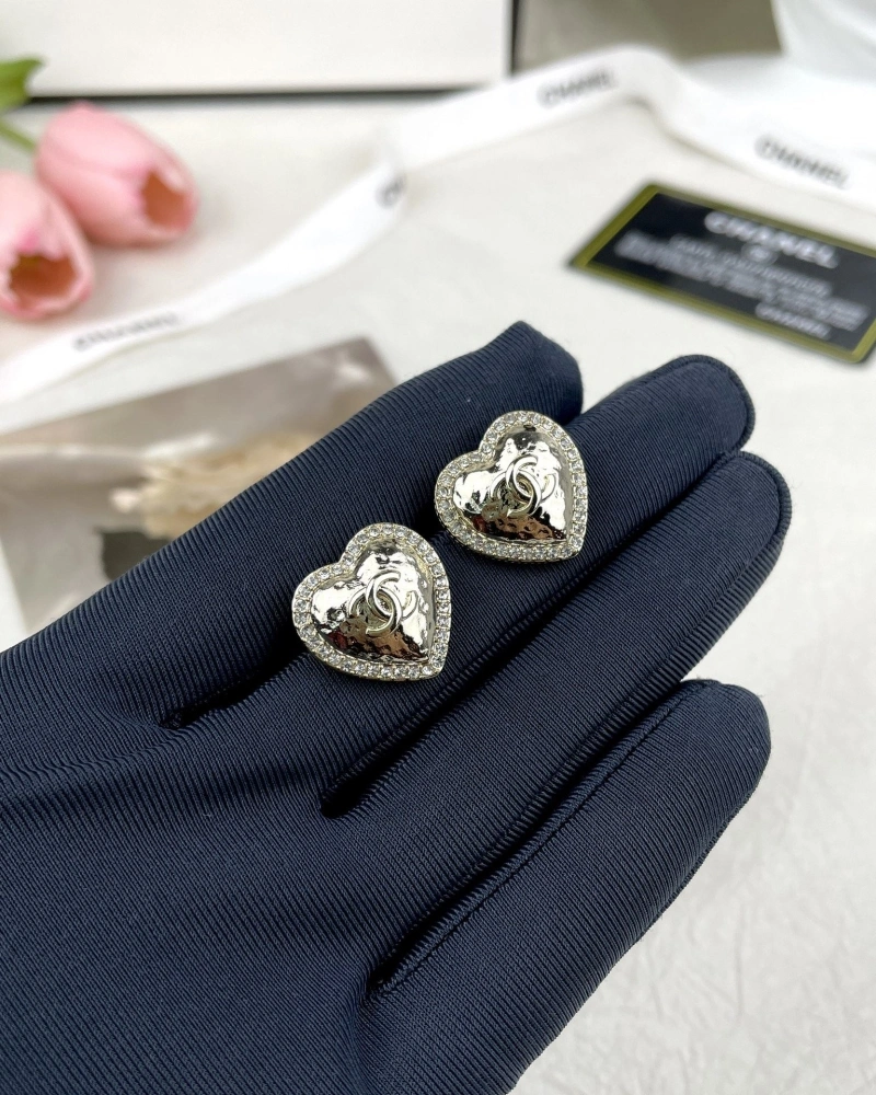 Resilient Chxnxl Earrings 290267