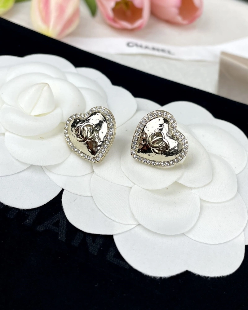 Resilient Chxnxl Earrings 290267