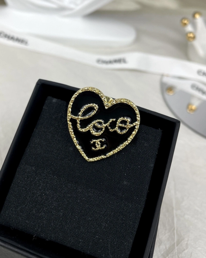 Comfortable Chxnxl Brooches 290623