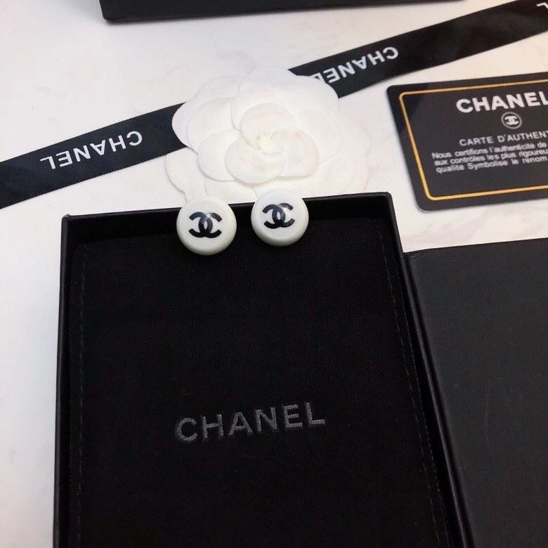 Bold Chxnxl Earrings 290269