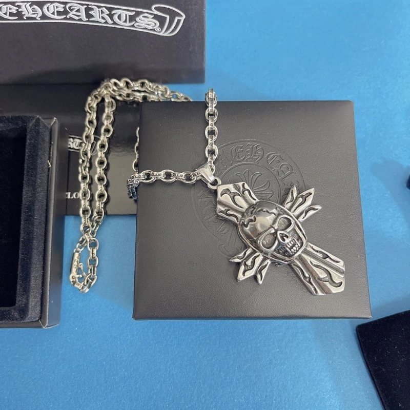 Trendy Chrxmx Hxxrts Necklaces 298751