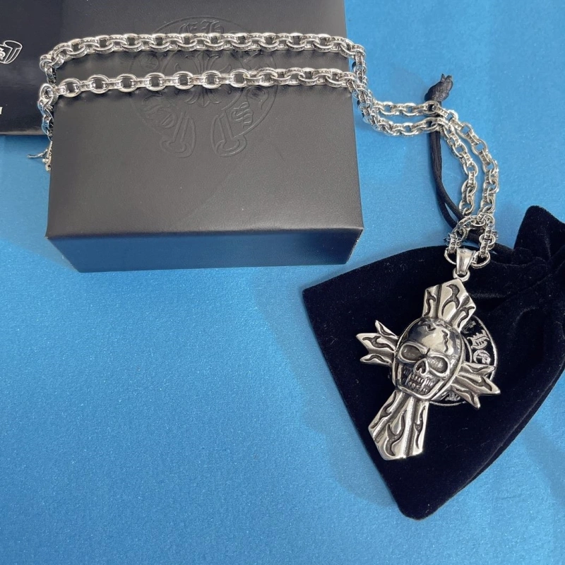 Trendy Chrxmx Hxxrts Necklaces 298751