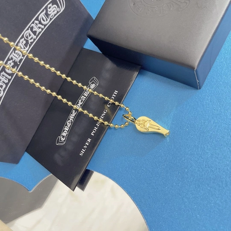 Resilient Chrxmx Hxxrts Necklaces 298753