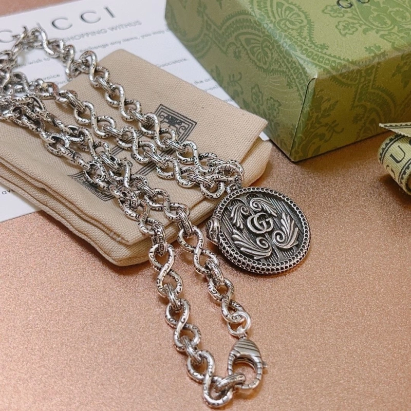 Lightweight Gxccx Necklaces 303820