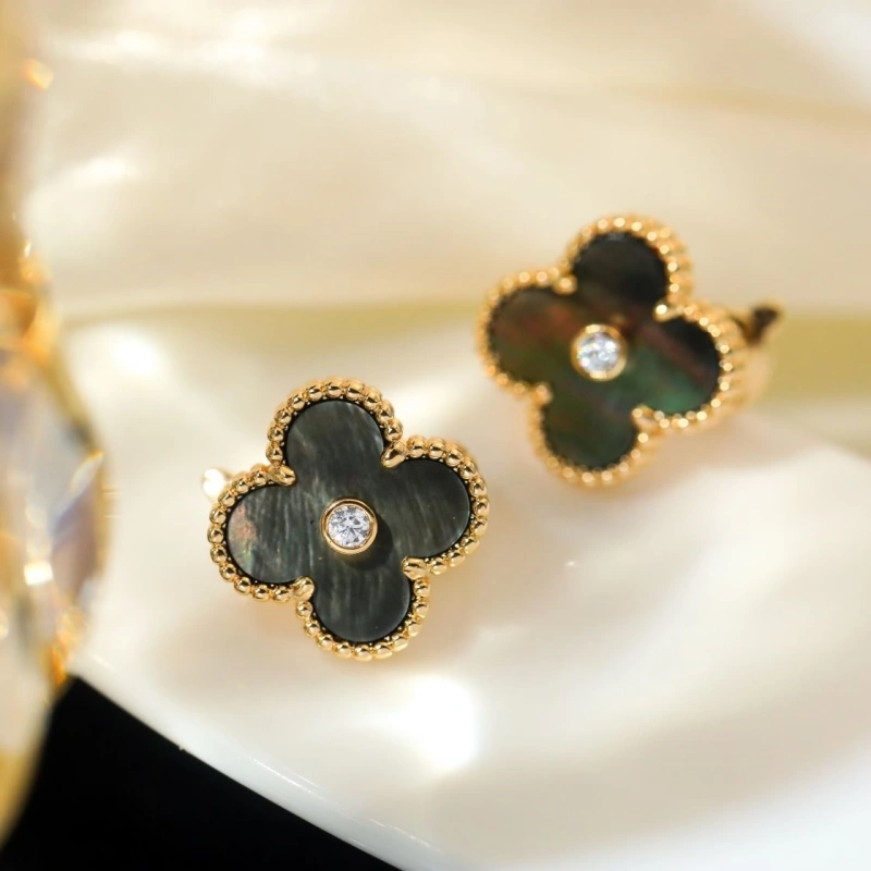 GoAnywhere Bxlxnciaga Earrings 282591