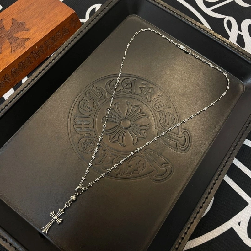 Durable Chrxmx Hxxrts Necklaces 298752