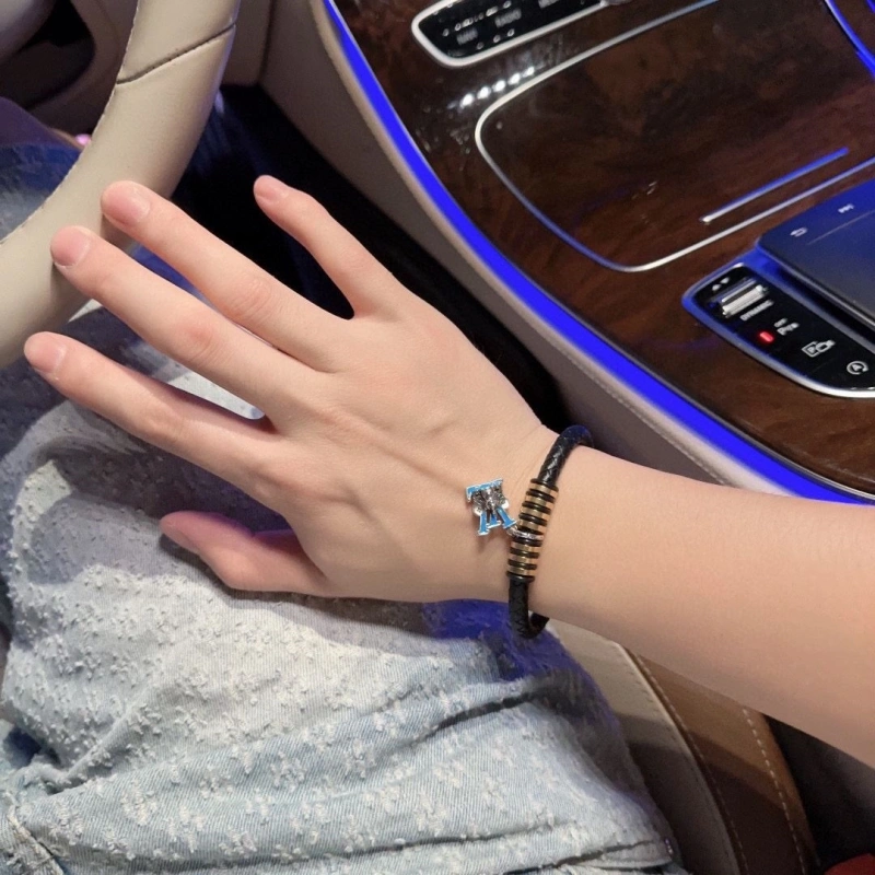 Comfortable LX Bracelets 310346