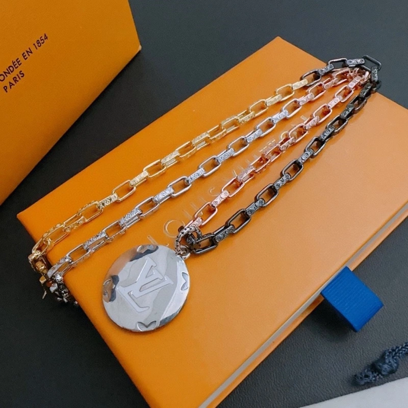 Sophisticated LX Necklaces 309955