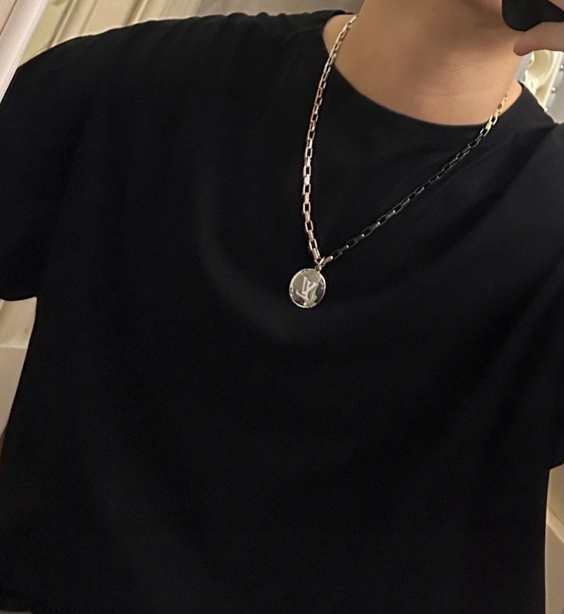 Sophisticated LX Necklaces 309955