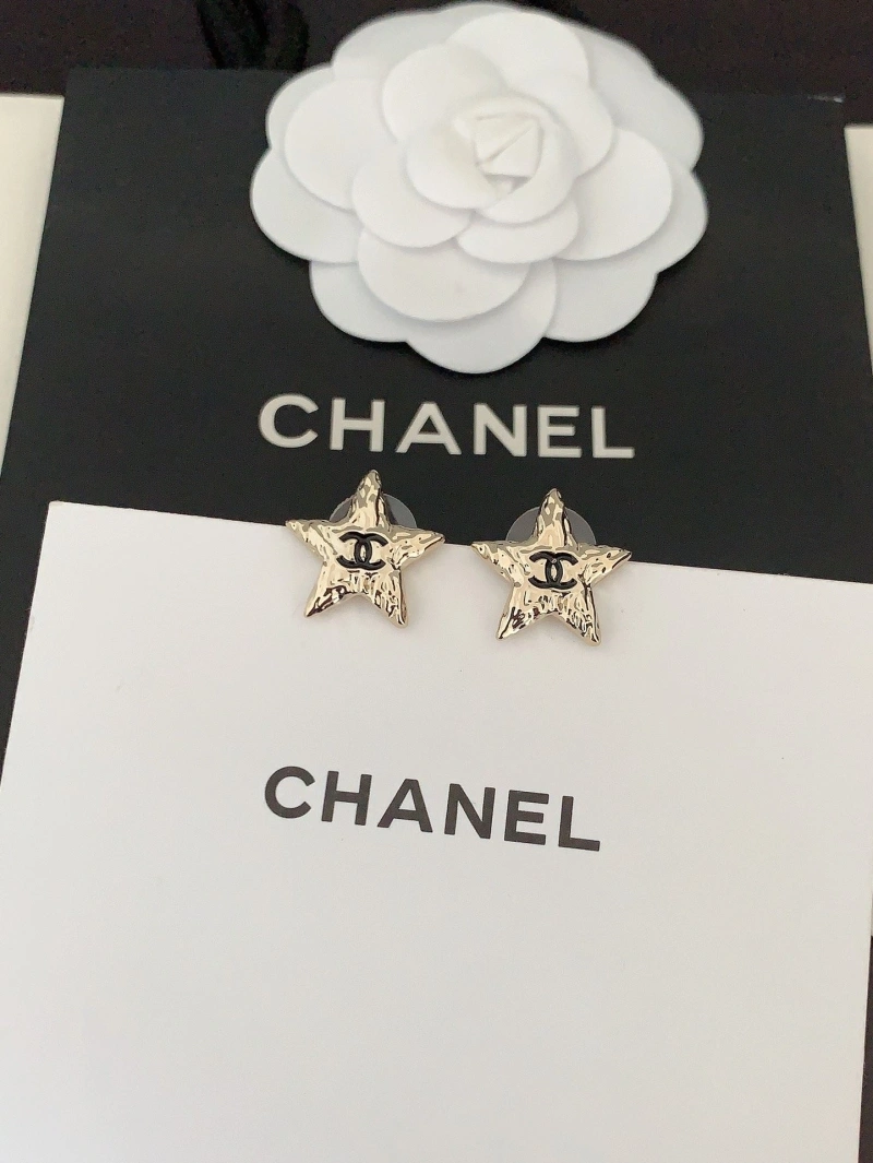 Chxnxl Earrings EyeCatching 290251
