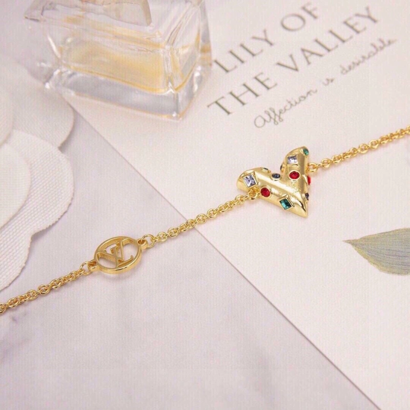 EyeCatching LX Necklaces 309942