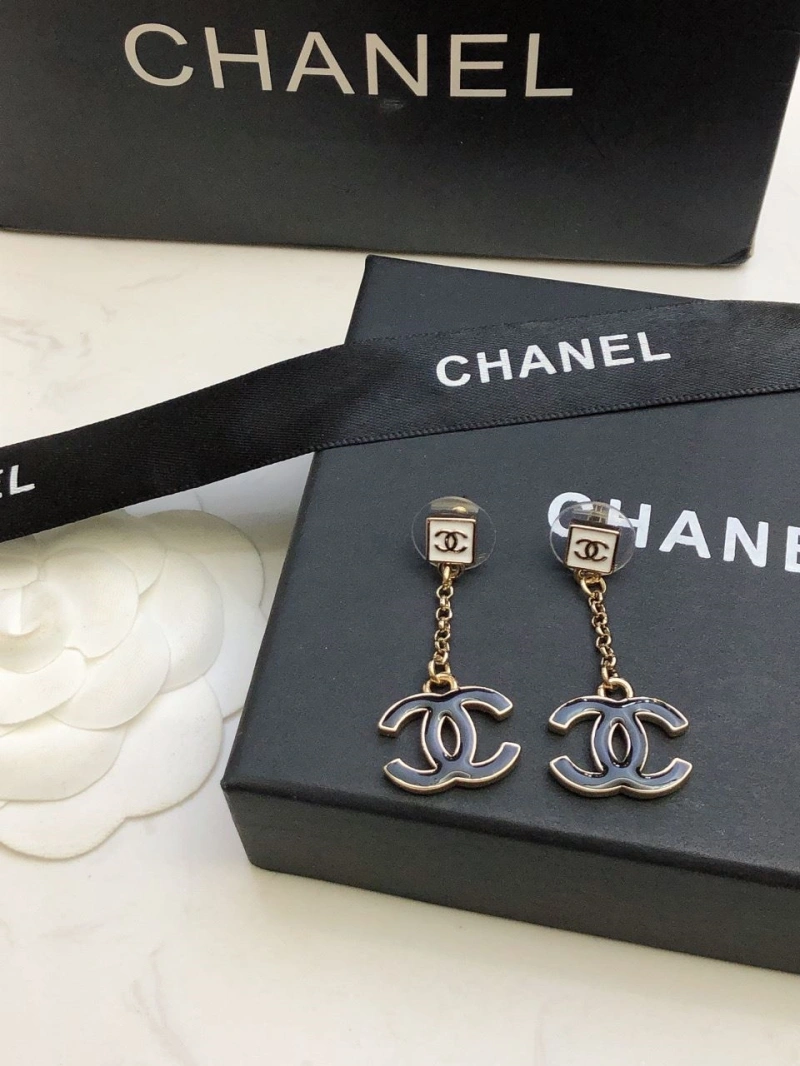 Chxnxl Earrings Elegant 290233