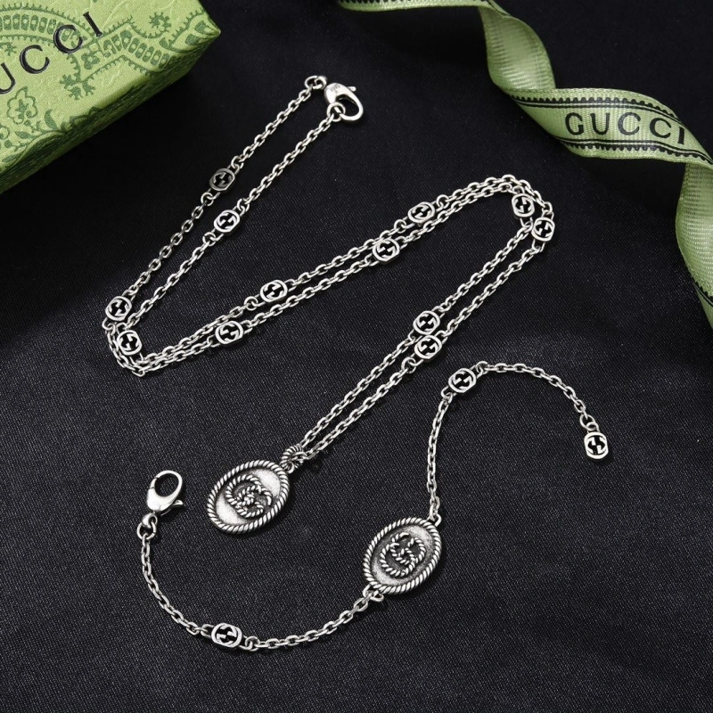 Reliable Gxccx Necklaces 303807