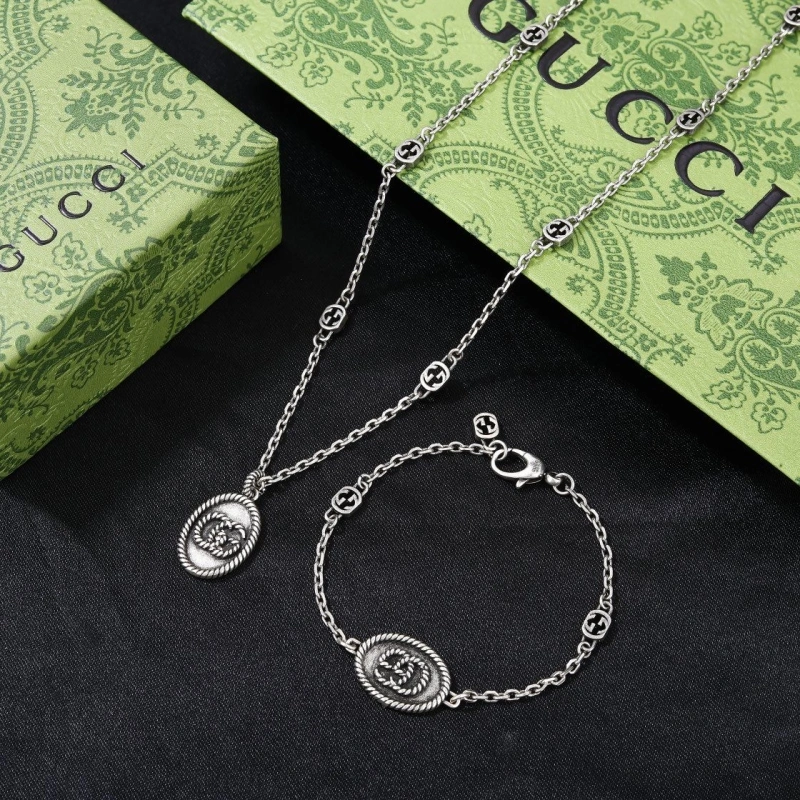 Reliable Gxccx Necklaces 303807