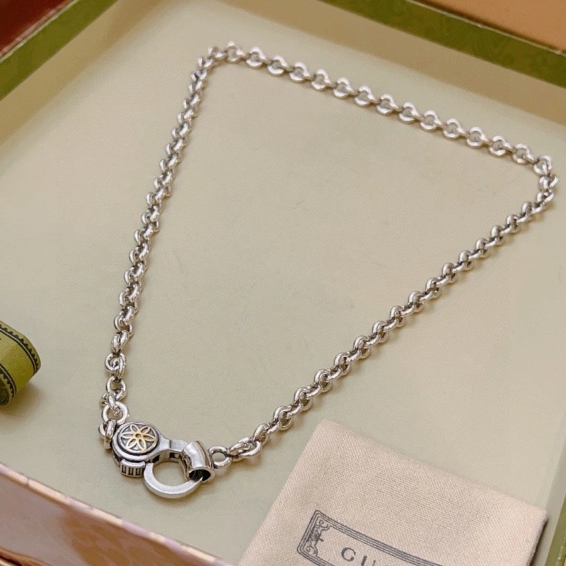 Versatile Gxccx Necklaces 303813