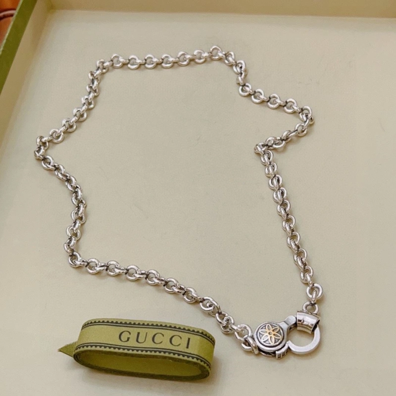 Versatile Gxccx Necklaces 303813
